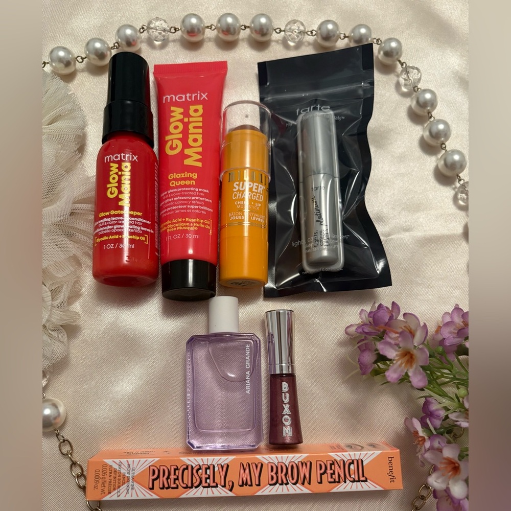 💜7 Piece Variety Beauty Sampler💜